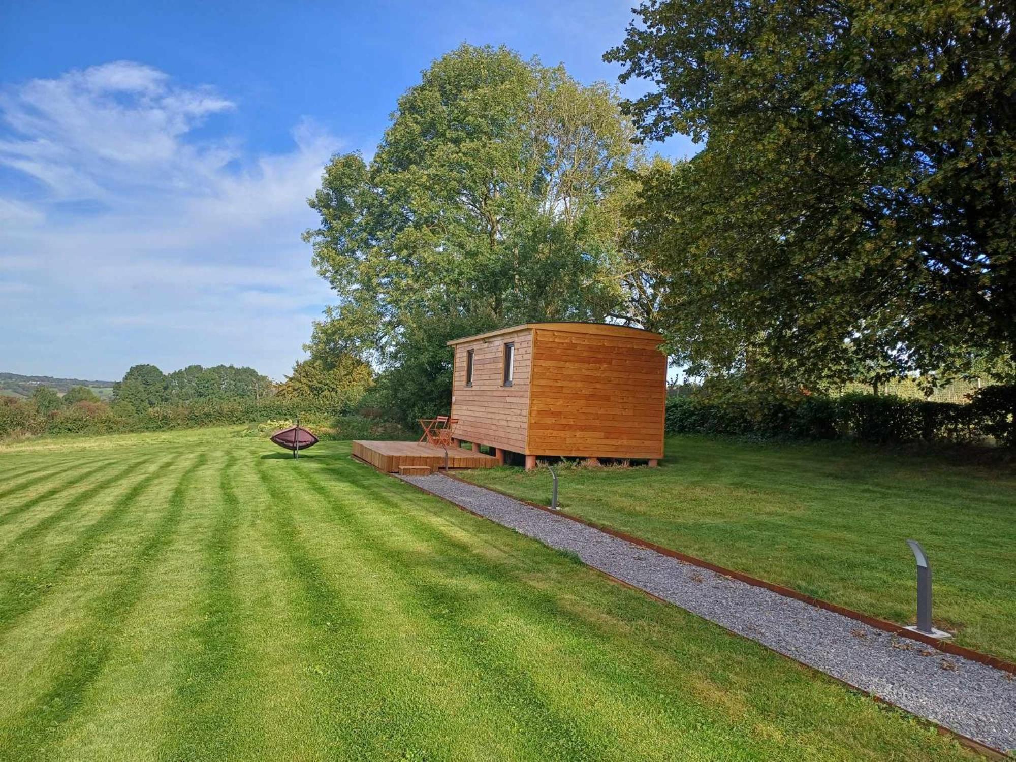 La Roulotte De Soiron Chalet Pepinster